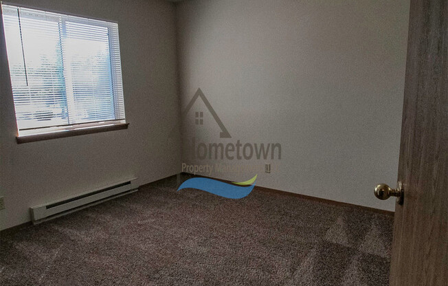 2 beds, 1 bath, 960 sqft, $1,200, Unit H2