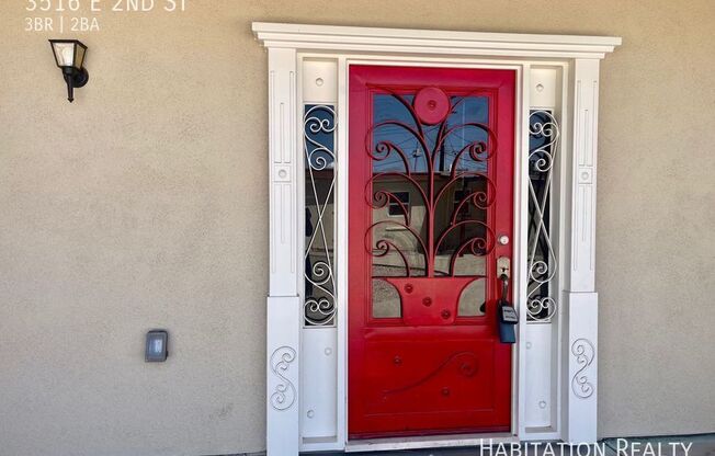 3516 E 2 ST