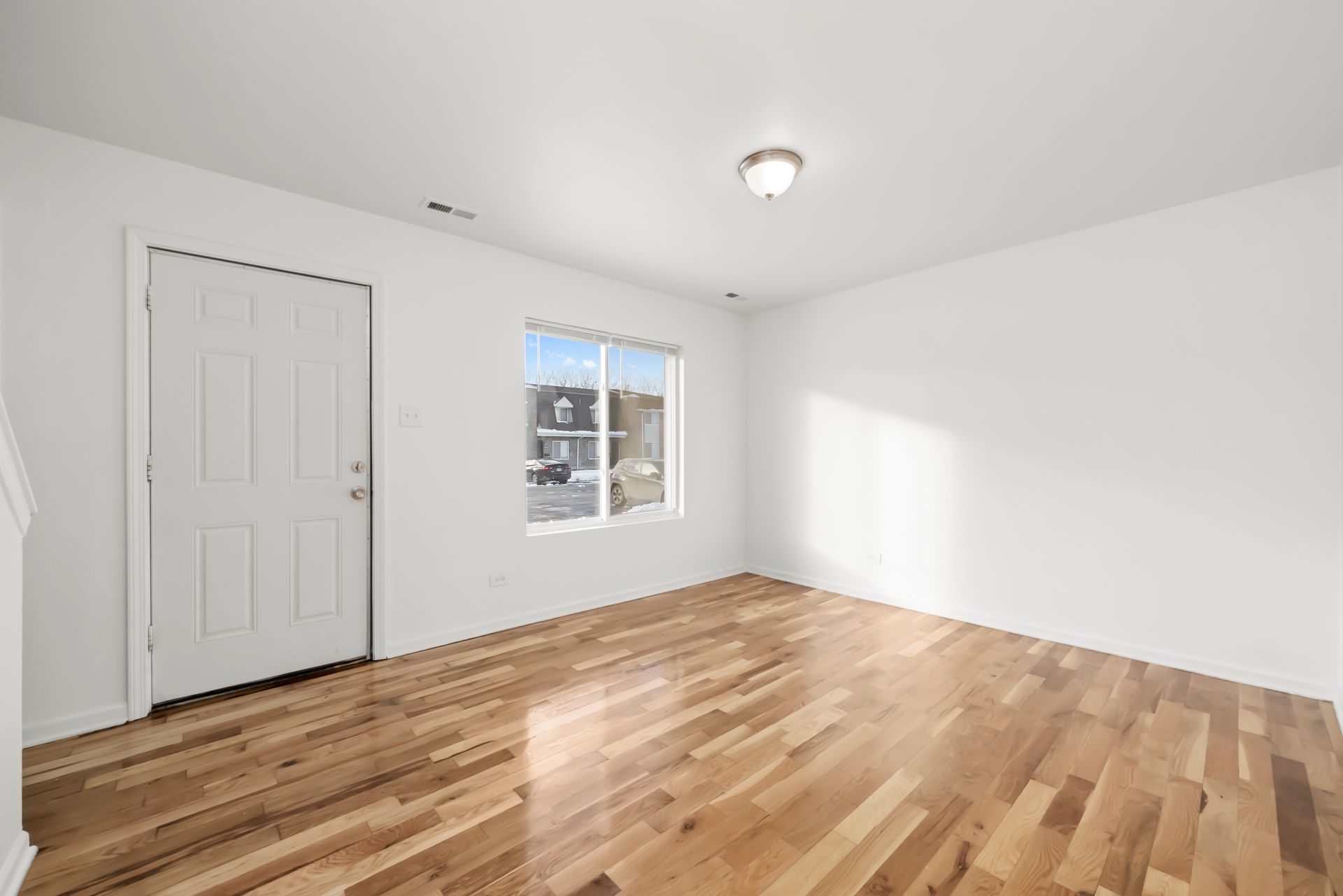 13300 S Indiana Chicago, IL 60827