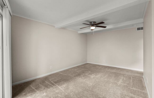 1 bed, 1 bath, 648 sqft, $1,075, Unit #19