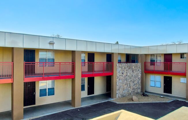 2 beds, 1 bath, 800 sqft, $850, Unit Unit 21