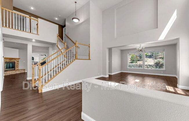7117 HEATHERWOOD DR