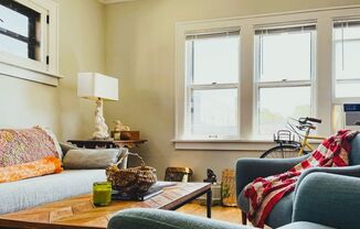 4106 Chicago Ave. S.