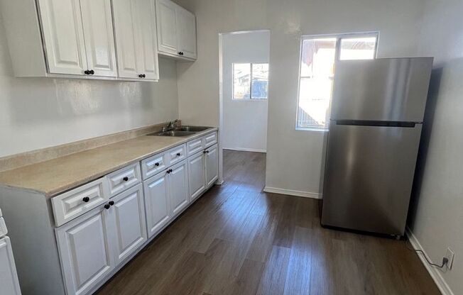 2 beds, 1 bath, 1,000 sqft, $2,350, Unit 2129