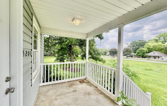 5200 STATESVILLE RD