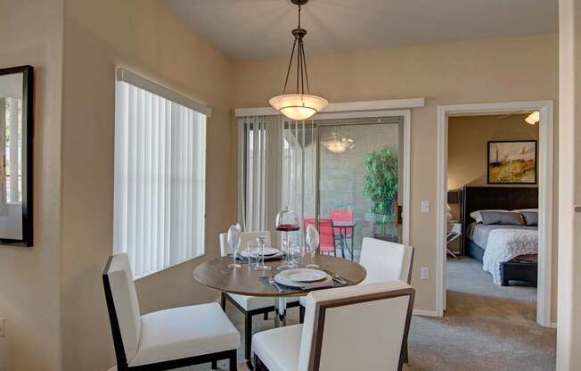 Welcome to Dobson Towne Centre Apartment Homes