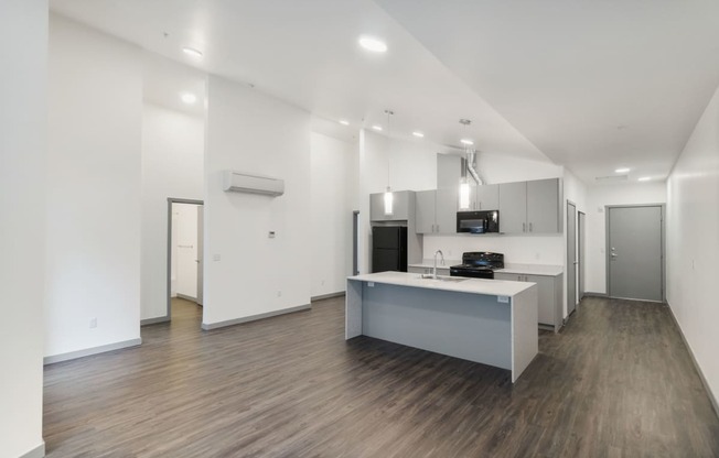 3 Bedroom Vaulted Ceilings