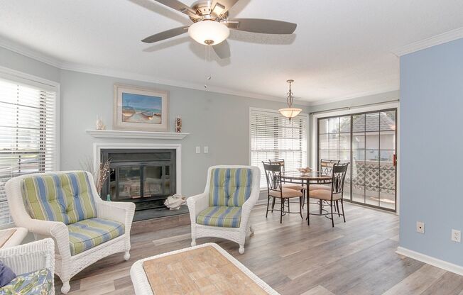 Bright and Inviting Oceanfront 2BR Condo in Popular Harbour Point