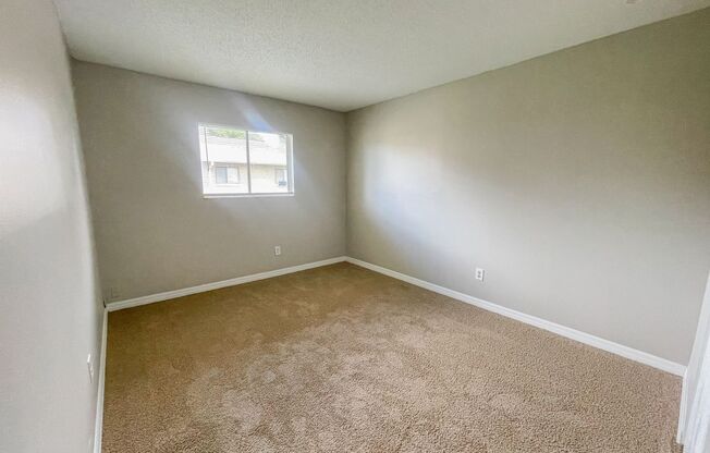 RENT NOW AND RECEIVE THE REST OF SEPTEMBER FREE!!! Charming 3 Bed 2 Bath Condo for Rent in Altamonte Springs!