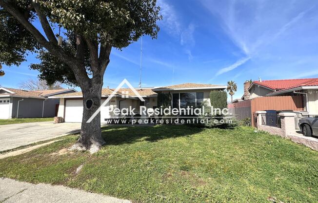 5515 Seyferth Way