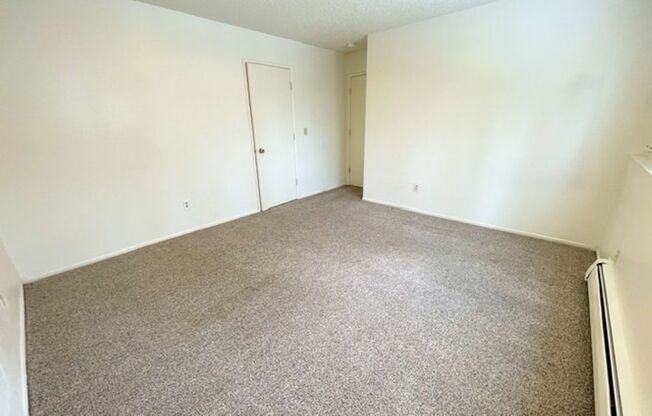 2 beds, 1 bath, $1,450, Unit 1