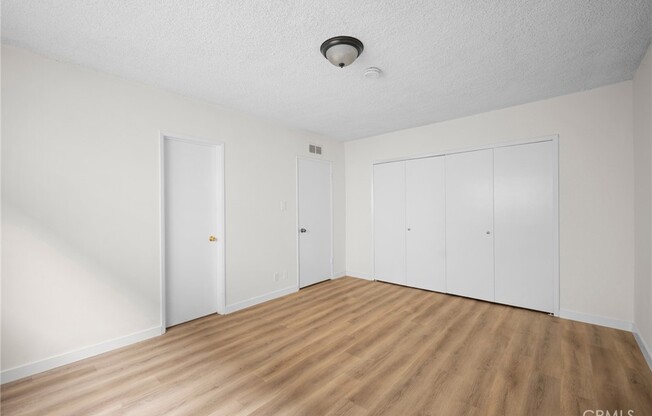 1422 N CURSON AVE
