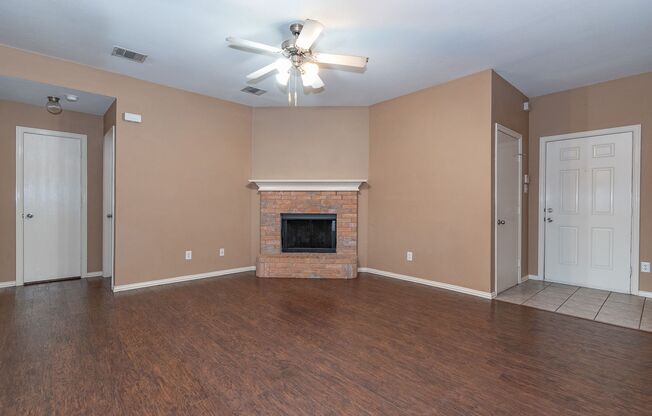 Spacious Three Bedroom Home!!