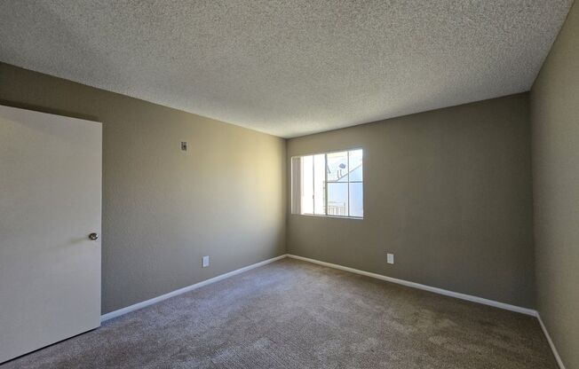 1 bed, 1 bath, 640 sqft, $1,995, Unit 646 - 29