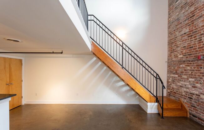 1 bed, 1 bath, 700 sqft, $1,450, Unit G3