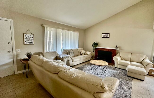 Your Dream Rental Home in Rancho Penasquitos!