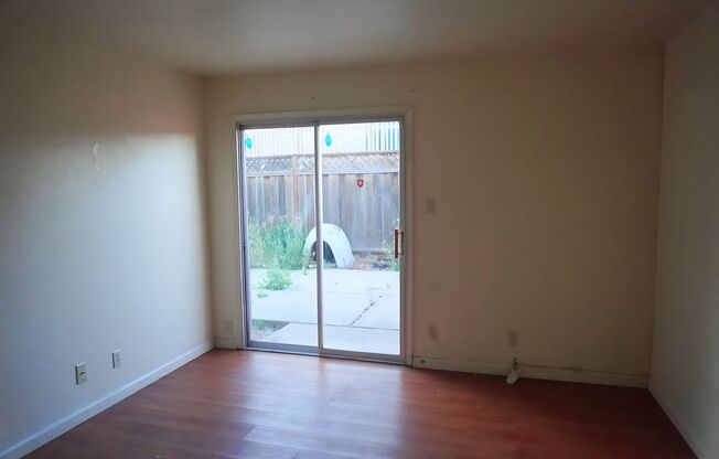 3 beds, 1 bath, $2,650