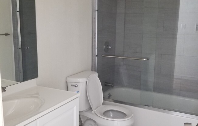 Golden Gate Ave - 420/430