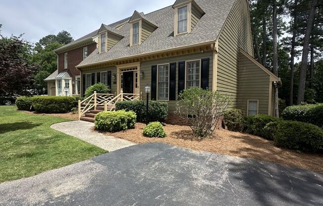 3 Bedroom 2.5 Bathroom Townhome!
