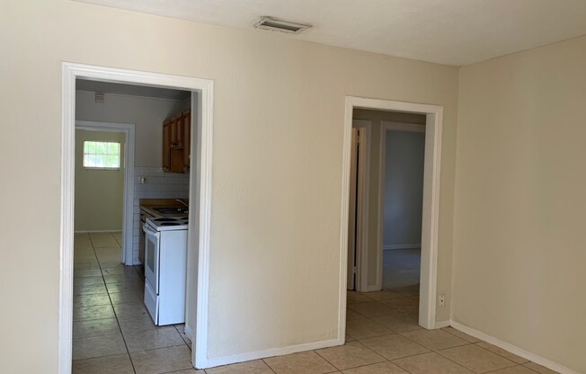 4bed/2bath/2 car garage $1680/month deposit $2500