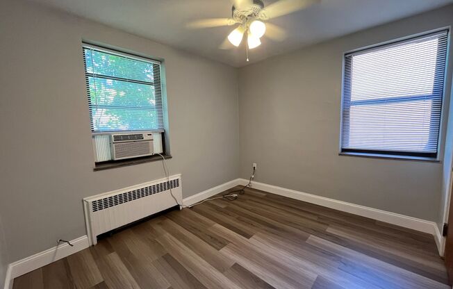 3 beds, 2 baths, 1,300 sqft, $2,499, Unit 6224 Fifth Ave. #113G