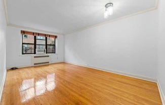 1 bed, 1 bath, $2,500, Unit 3B