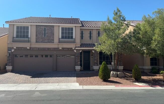 Large Stunning 5 Bedroom Home in the SouthWest