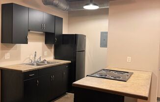 Studio, 1 bath, 417 sqft, $650