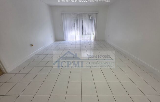 1 bed, 1 bath, 725 sqft, $1,750, Unit V120