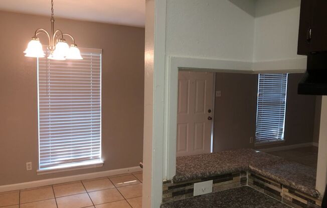 2 beds, 2 baths, 1,075 sqft, $1,300, Unit 22