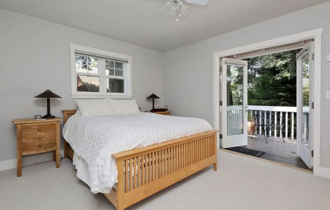 Beautifully Furnished Home Available Now through May 15th, 2027.