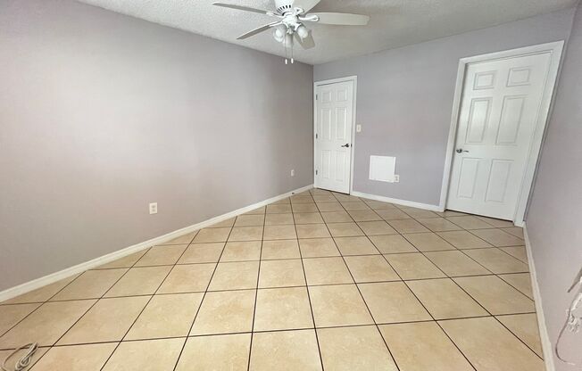 1 bed, 1 bath, $1,250, Unit Apt 2