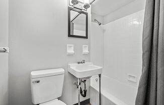 Studio, 1 bath, 400 sqft, $749, Unit 5554 Avondale Pl. Apt #2