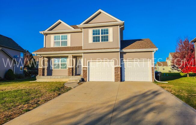 4 bedroom home in Ankeny!