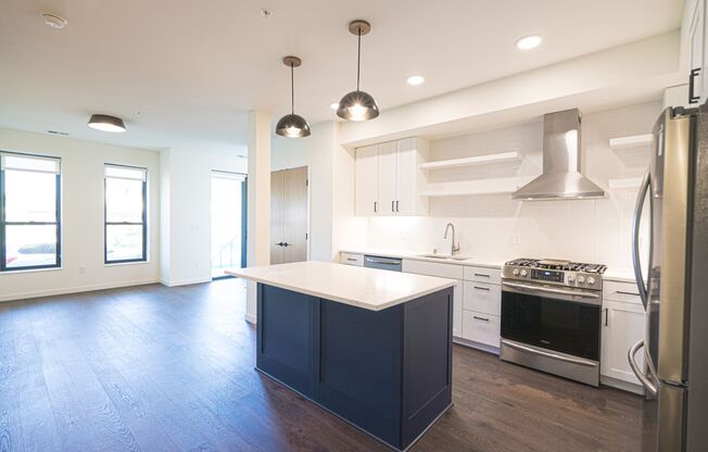 2 beds, 1.5 baths, 1,116 sqft, $2,695, Unit 103