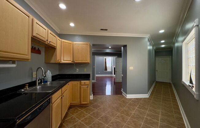 2 beds, 3 baths, $1,850