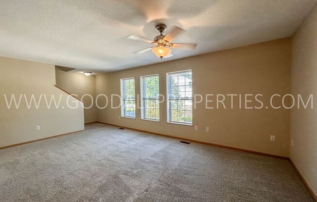 2 Bedroom Townhome in West Des Moines