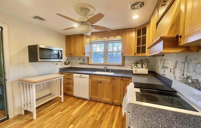 77 LOUISE RD