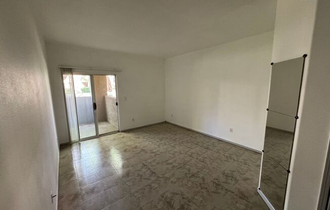 2 beds, 2 baths, $1,395, Unit 1101