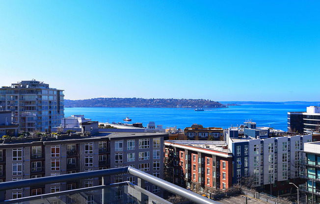 rooftop city views at Axis, Seattle
