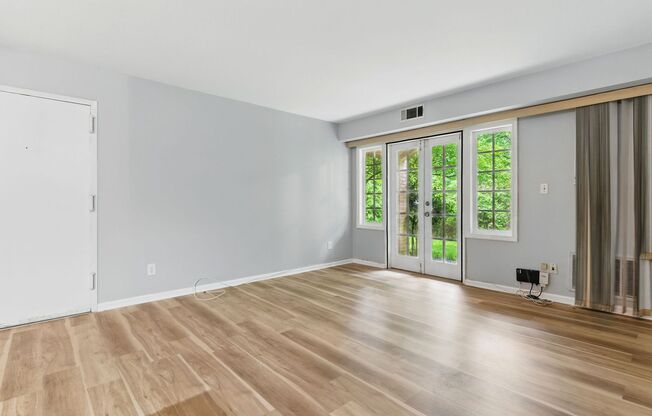 Updated Condo with Community Amenities