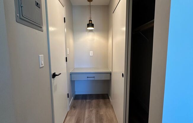 Studio, 1 bath, 425 sqft, $1,650, Unit 201