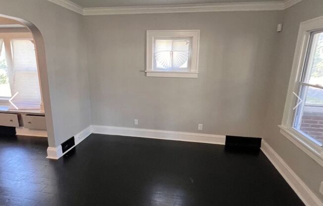 4 beds, 1 bath, $1,999