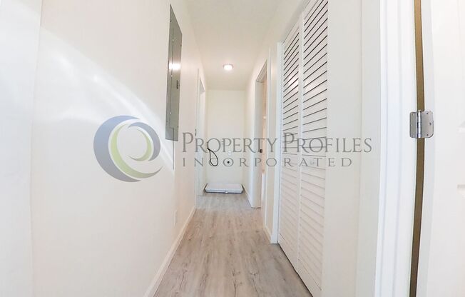 Kapolei - 3 bedroom/2 bath attached duplex with carport