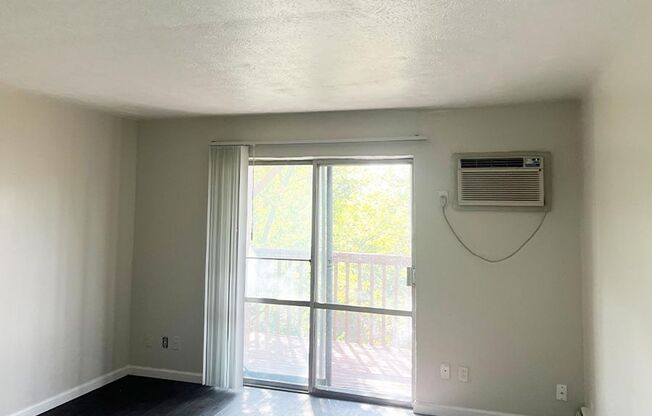 1 bed, 1 bath, 560 sqft, $795, Unit 605-25