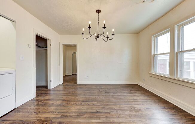 2344 W. Park PL