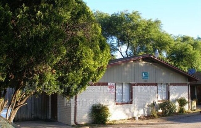6506 S 1 ST