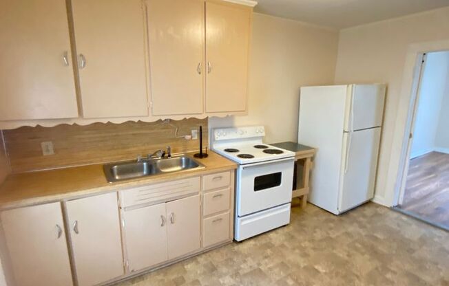 1 bed, 1 bath, $1,000