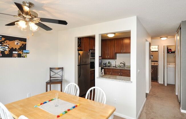 1 bed, 1 bath, 768 sqft, $1,395, Unit 3900224-R