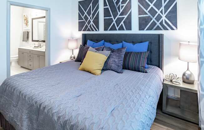 Alys Crossing Bedroom